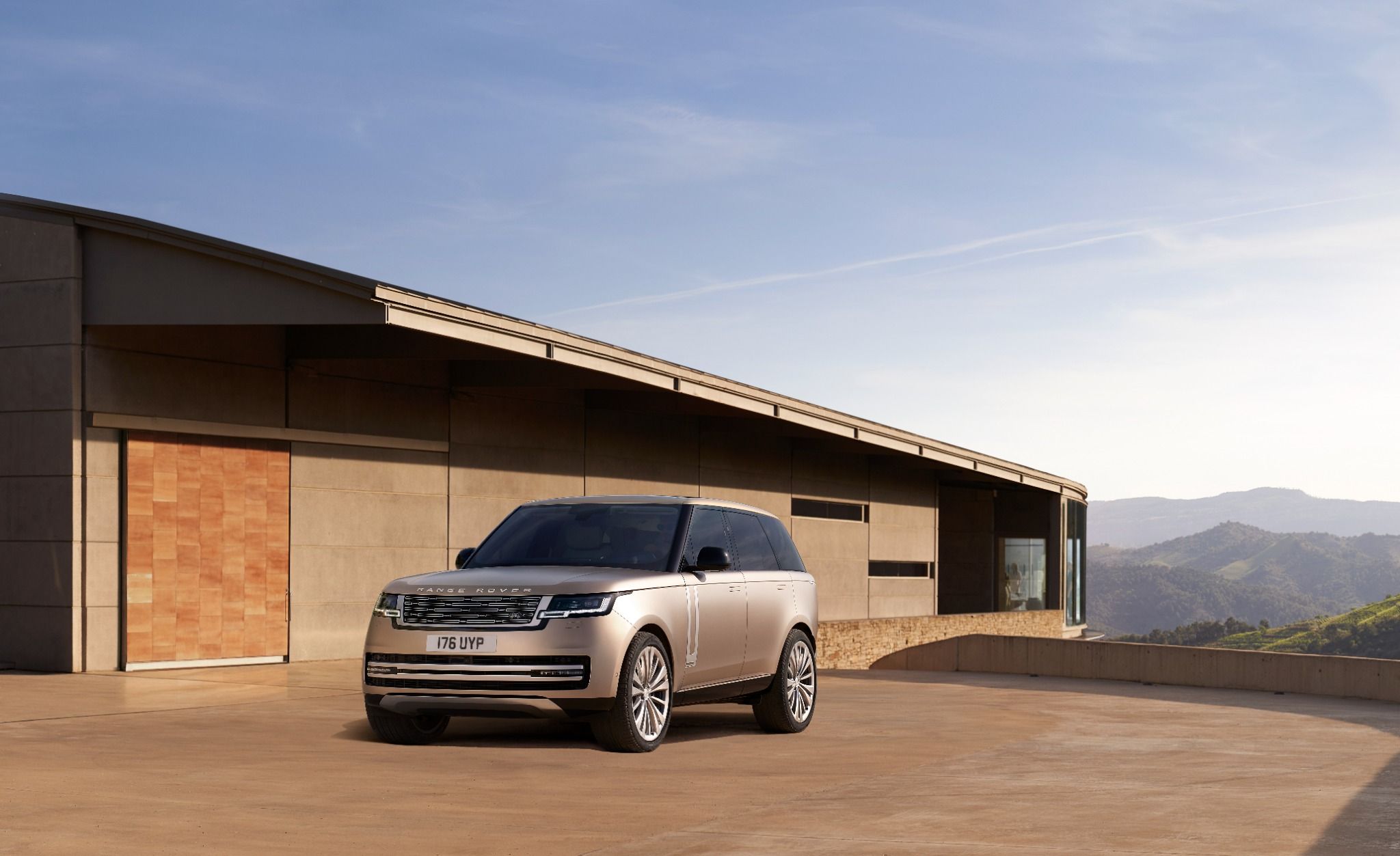 New 2022 Range Rover